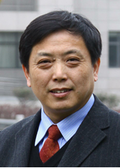 尤启冬 