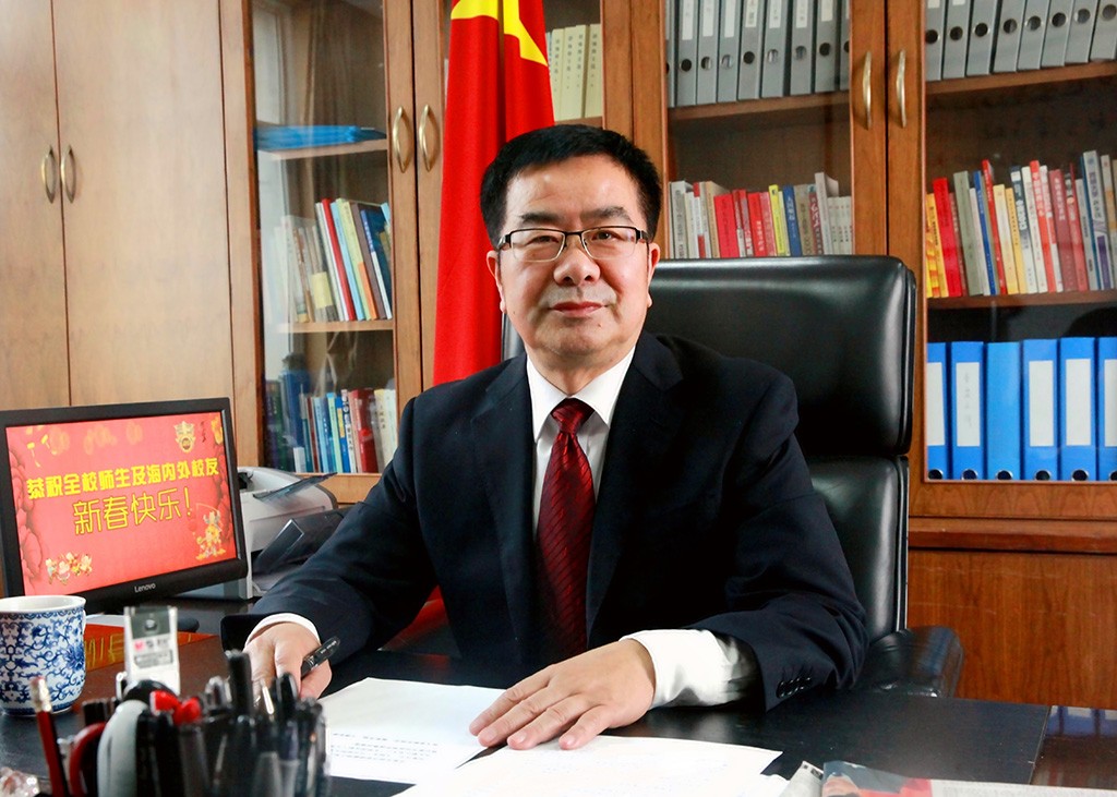 谭晓明